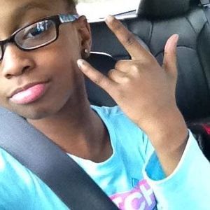 Meet your Posher, Lydia